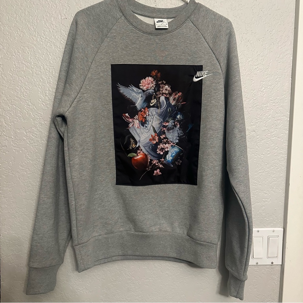 Nike Sportswear Mens Crew Neck Sweater Grey AF-1 Masterpiece Size S